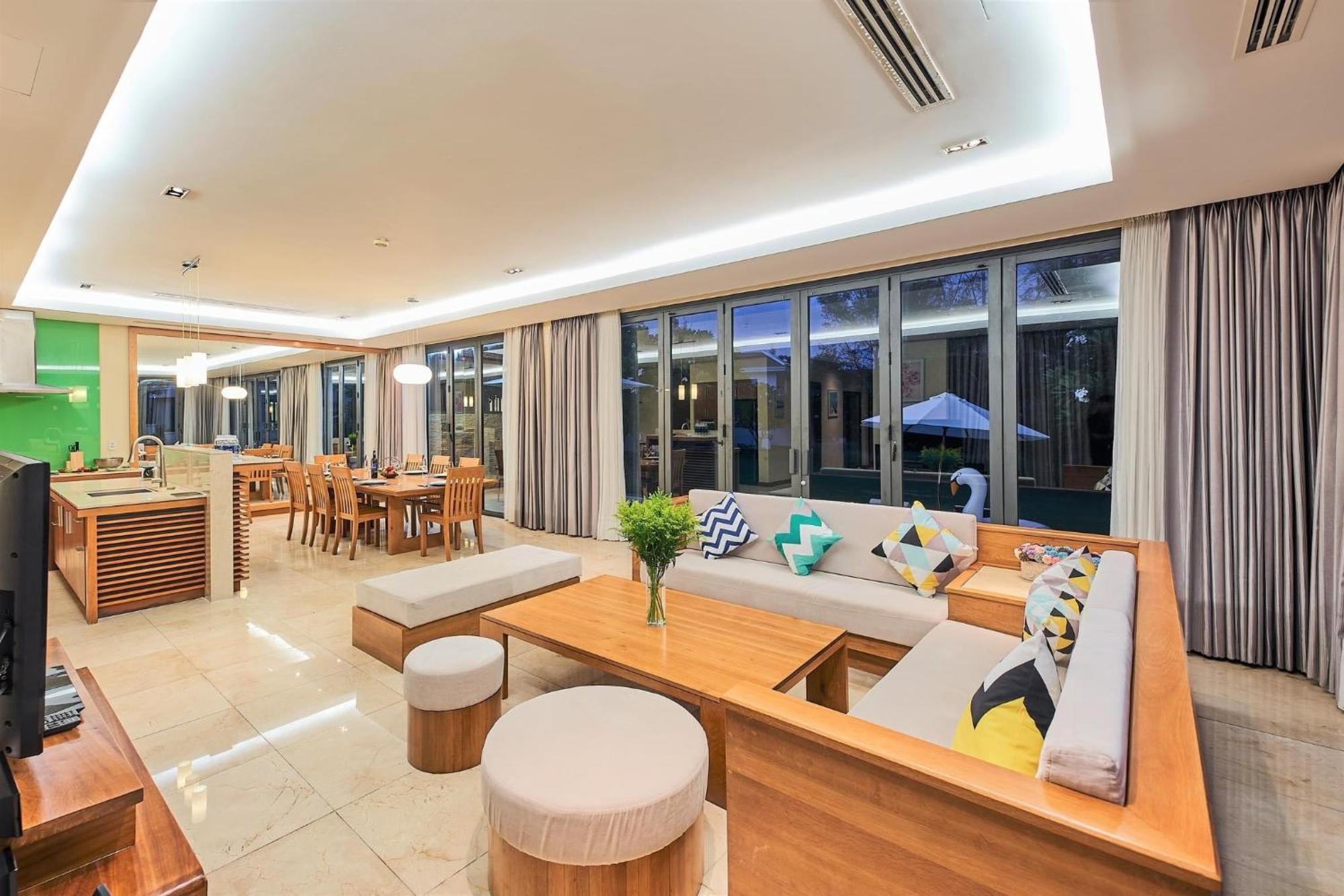 Deluxe Beach Villas By Danatrip Da Nang Room photo