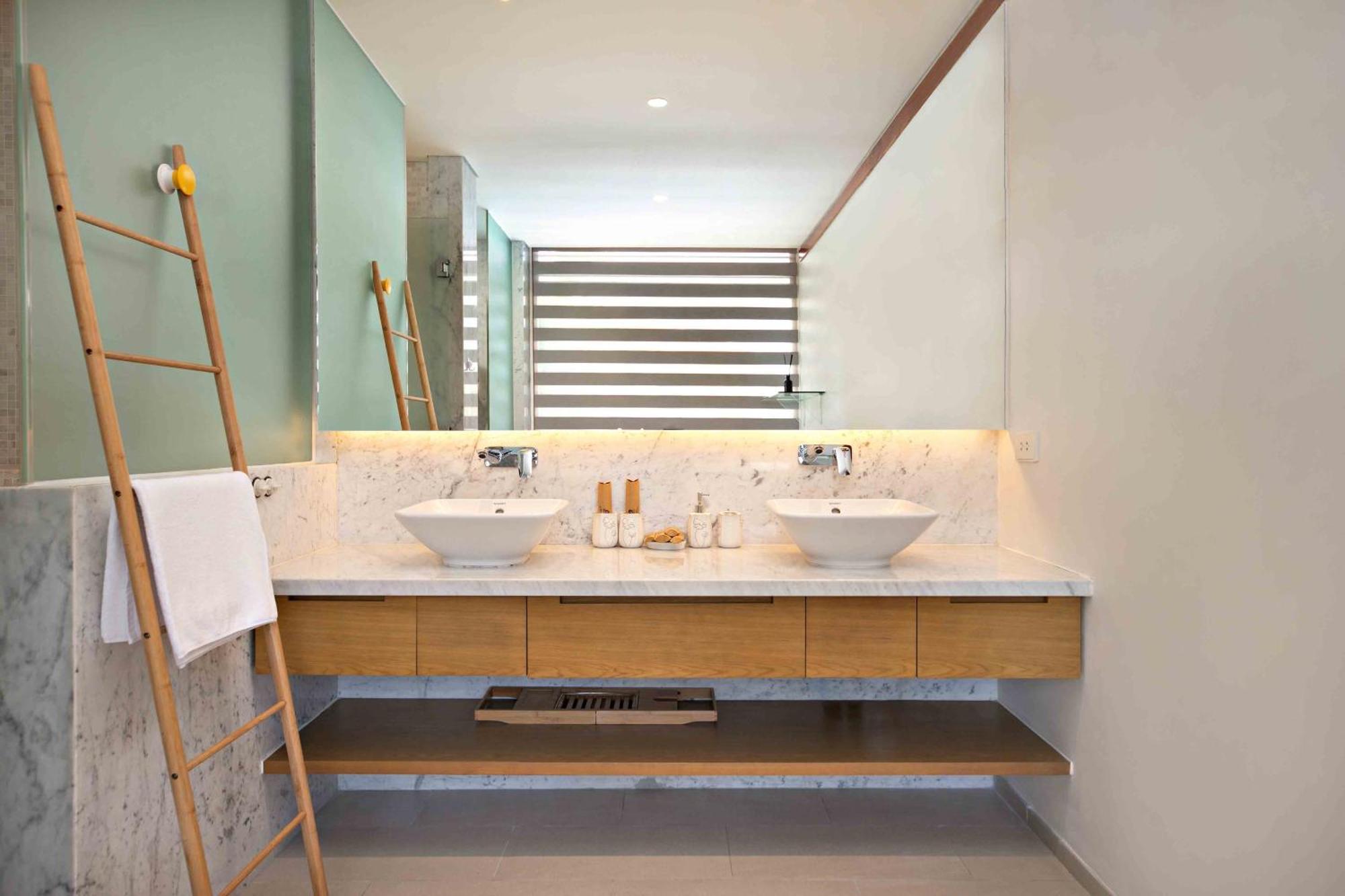 Deluxe Beach Villas By Danatrip Da Nang Room photo